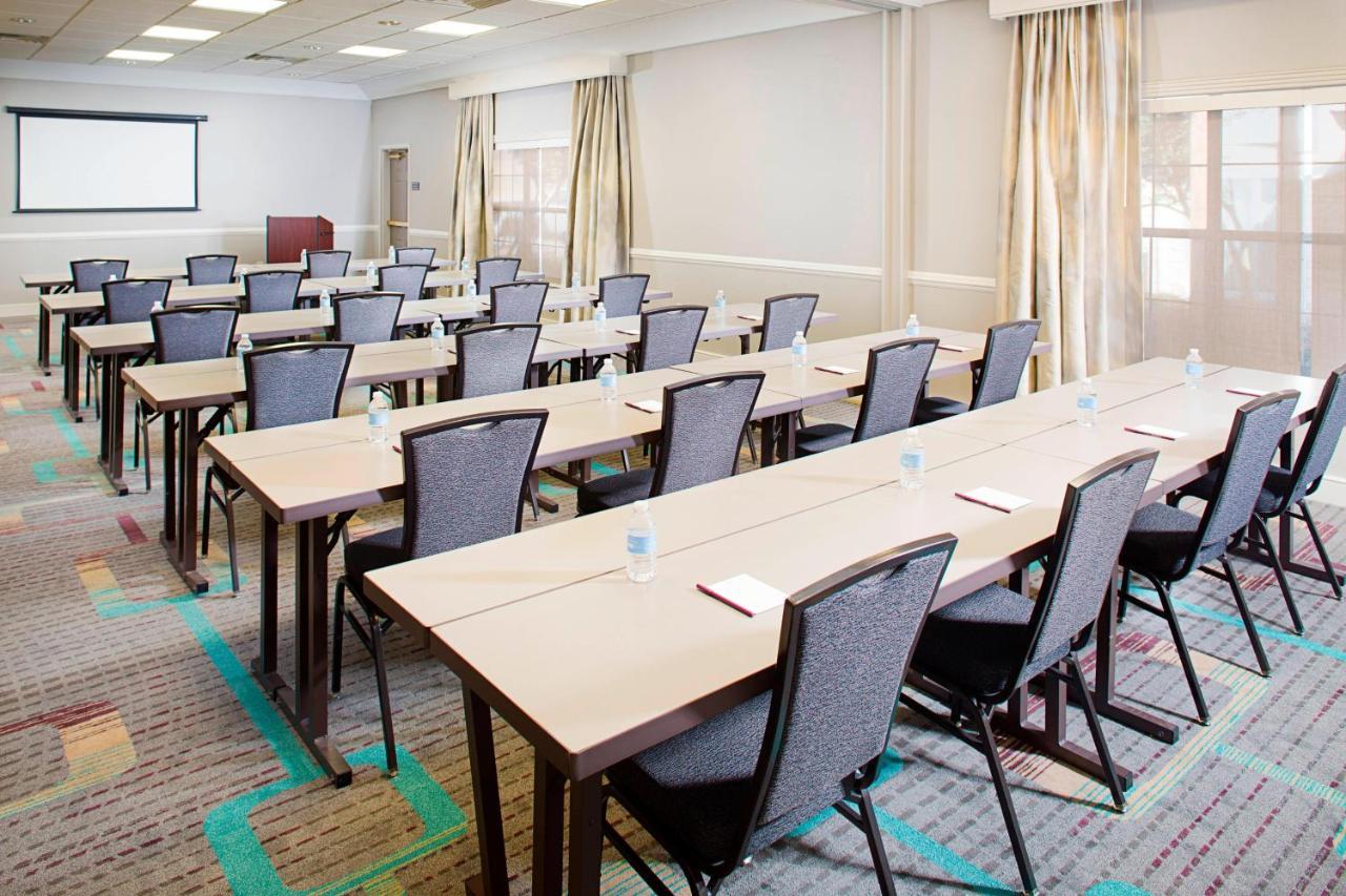 Residence Inn Dallas Park Central מראה חיצוני תמונה