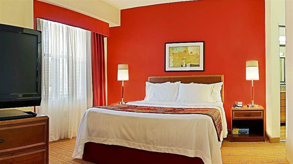 Residence Inn Dallas Park Central מראה חיצוני תמונה