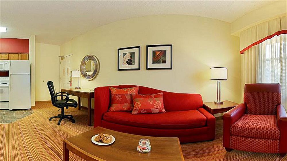 Residence Inn Dallas Park Central מראה חיצוני תמונה