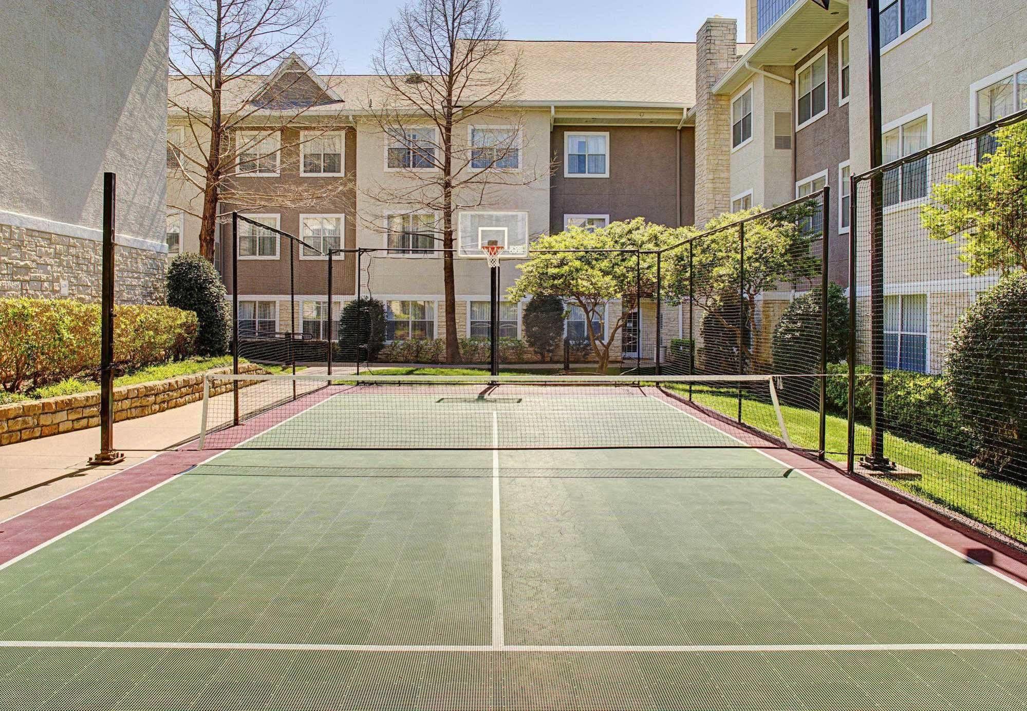Residence Inn Dallas Park Central מראה חיצוני תמונה